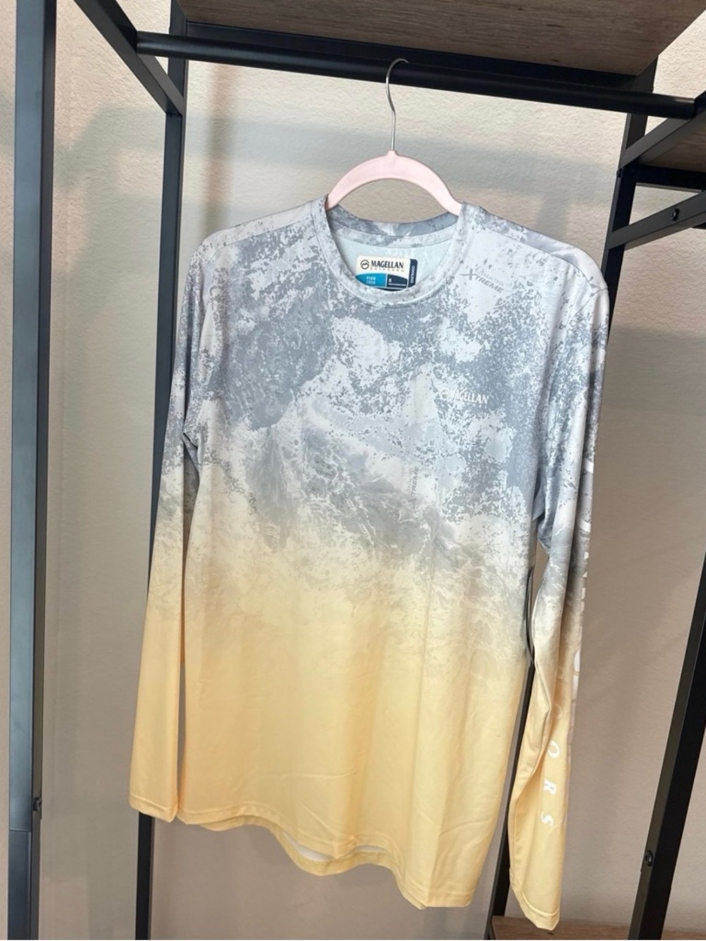 Magellan Outdoors Women's Long Sleeve Tee - Light Gray and White Marble